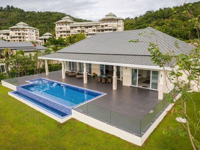 North Point Villa, 3-Bed Single-Storey Pool Villa on the North Course — photo 1